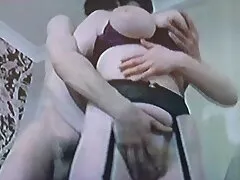 Scena video anziane lesbiche epica di super squirters lesbici-01