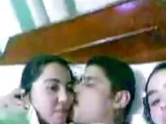 Nel video hard lesbiche mature profondo di me